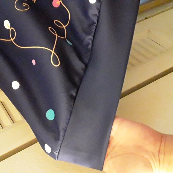 NWOT llama sweatshirt - Picture 5 of 7